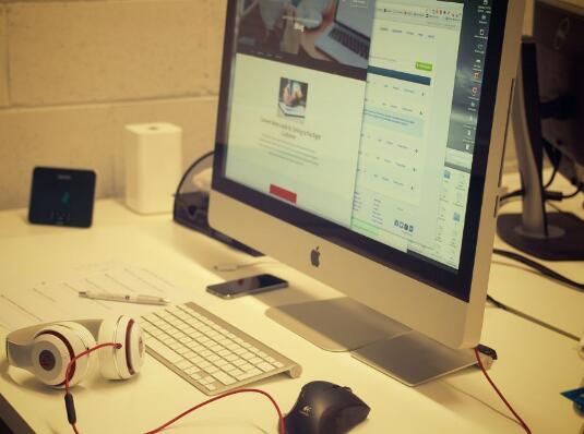 建設(shè)網(wǎng)站請不要隨便作一個 LOGO. 建設(shè)網(wǎng)站請不要隨便作一個 LOGO.