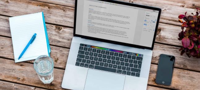 高端簡潔網(wǎng)頁設(shè)計(jì)